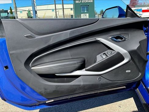 Used 2021 Chevrolet Camaro LT w/ RS Package image 22