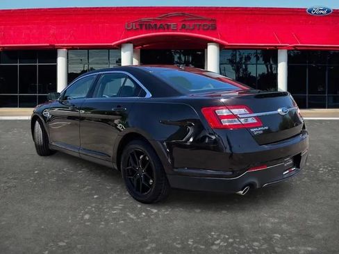 Used 2013 Ford Taurus Limited FWD image 4