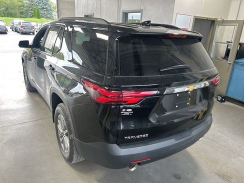 Used 2023 Chevrolet Traverse LT FWD image 6