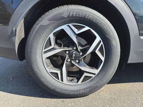 Used 2023 Kia Sportage LX image 30