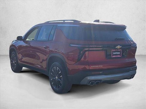 New 2025 Chevrolet Traverse LT w/ Sun and Wheel Package image 8