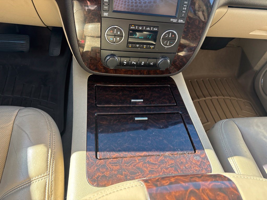 Used 2014 GMC Yukon Denali AWD/4WD image 14
