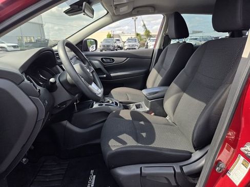 Used 2021 Nissan Rogue Sport S FWD image 9