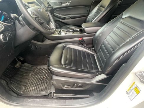 Used 2020 Ford Edge SEL w/ Convenience Package image 18