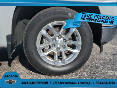 Certified 2022 Chevrolet Silverado 1500 LT RWD image 11