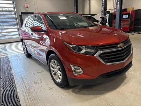 Used 2020 Chevrolet Equinox LT image 3