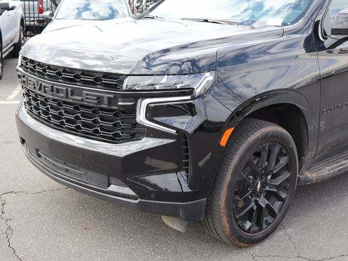 Used 2023 Chevrolet Suburban RST w/ Luxury Package image 6
