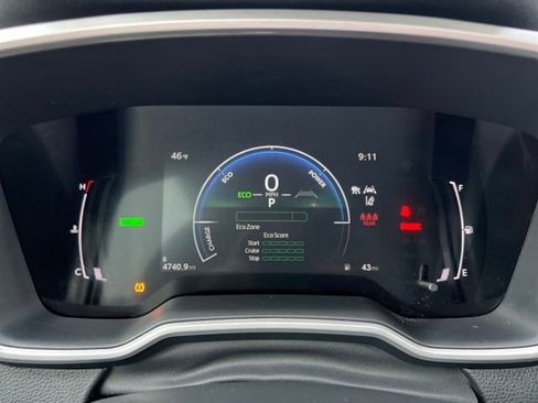 Used 2025 Toyota Corolla XLE image 20