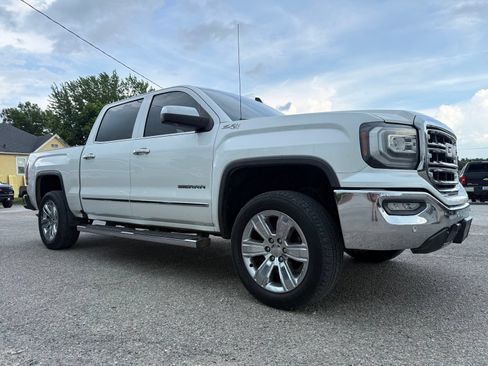 Used 2017 GMC Sierra 1500 SLT AWD/4WD image 8