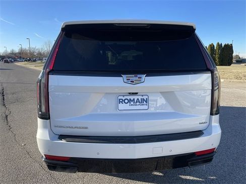 Used 2021 Cadillac Escalade Sport image 4