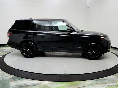 Used 2020 Land Rover Range Rover HSE image 4