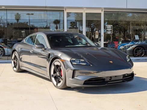 New 2025 Porsche Taycan 4S image 8
