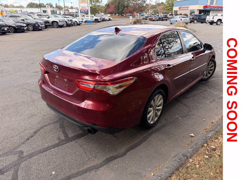 Used 2020 Toyota Camry LE FWD image 9