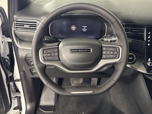 New 2026 Jeep Grand Wagoneer 4WD w/ Premium Group I image 16
