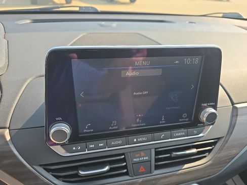 Used 2025 Nissan Altima 2.5 SV FWD image 28