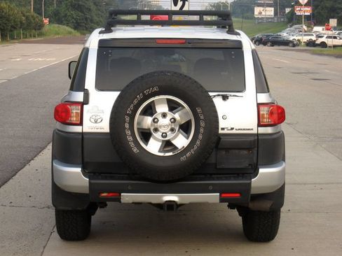 Used 2008 Toyota FJ Cruiser 4WD w/ Convenience Pkg image 14