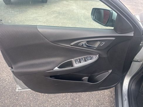 Used 2025 Chevrolet Malibu LT FWD image 29