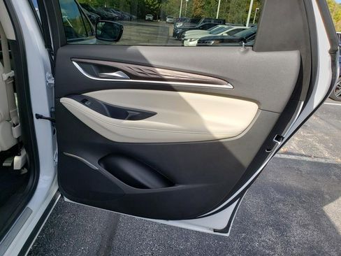 Used 2022 Buick Enclave Avenir w/ Avenir Technology Package image 16