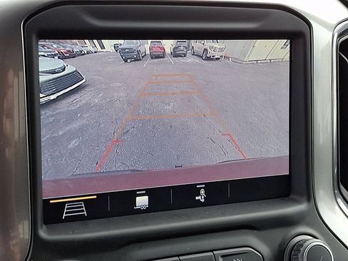 Used 2019 Chevrolet Silverado 1500 RST image 19