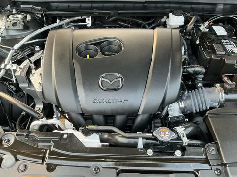 Used 2026 MAZDA CX-50 AWD 2.5 S w/ Preferred Pkg image 9