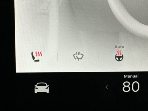 Used 2023 Tesla Model 3 Standard Range image 16