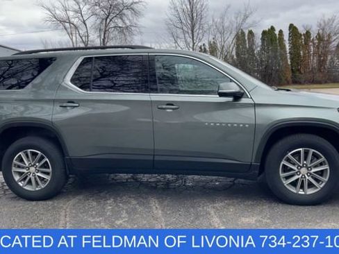 Certified 2023 Chevrolet Traverse LT FWD image 9