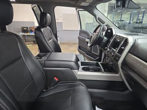 Used 2018 Ford F250 Lariat w/ Lariat Ultimate Package AWD/4WD image 14