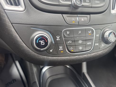 Used 2023 Chevrolet Malibu LT image 27