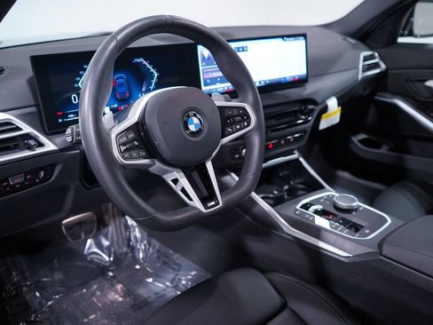 Used 2026 BMW 330i Sedan w/ M Sport Package RWD image 6