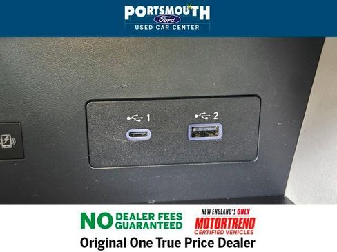 Used 2025 Nissan Pathfinder SL image 17