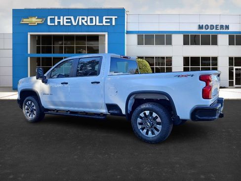 New 2026 Chevrolet Silverado 2500 Custom image 3