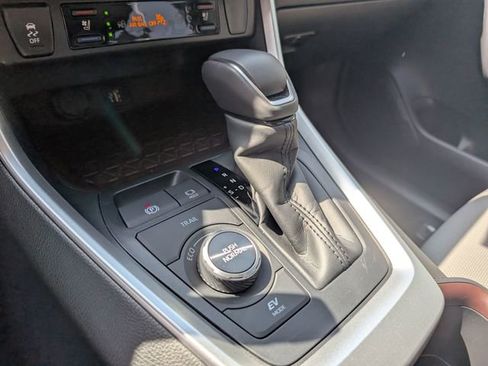 Used 2025 Toyota RAV4 Limited w/ Weather Package AWD/4WD image 21