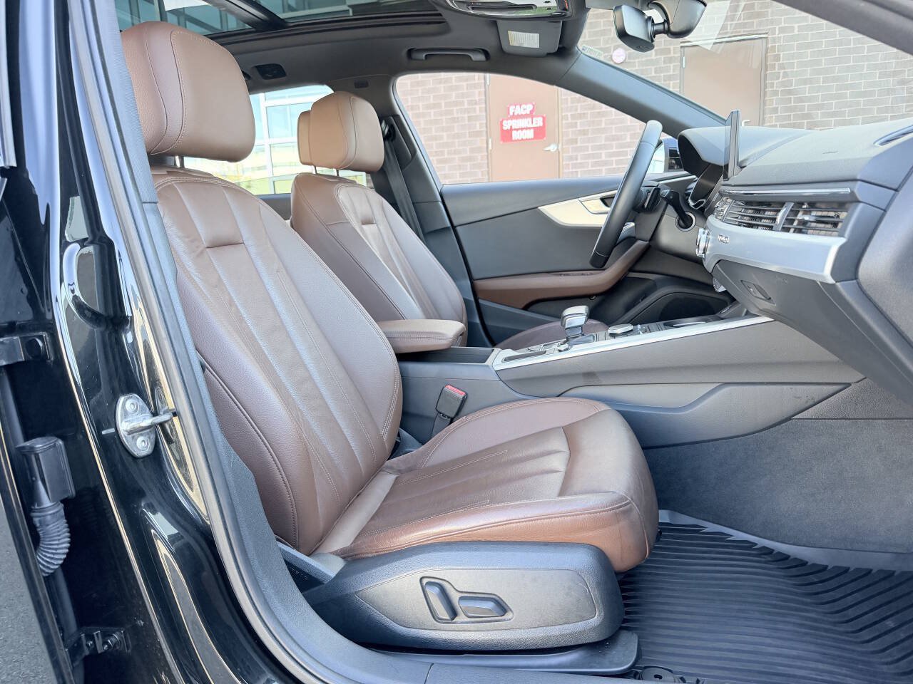 Used 2017 Audi A4 2.0T allroad Premium AWD/4WD image 34
