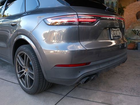 Used 2019 Porsche Cayenne image 26