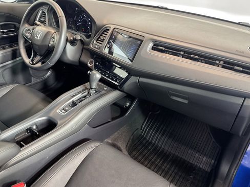 Used 2019 Honda HR-V Touring image 28