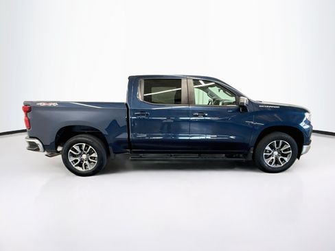 Used 2023 Chevrolet Silverado 1500 LT AWD/4WD image 10
