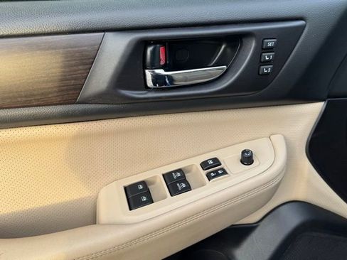 Used 2017 Subaru Legacy 3.6R Limited image 14