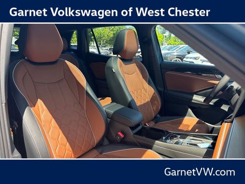 New 2026 Volkswagen Tiguan SEL R-Line AWD/4WD image 41