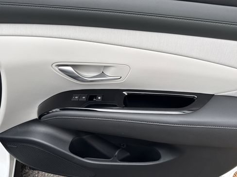 New 2026 Hyundai Tucson Limited FWD image 18