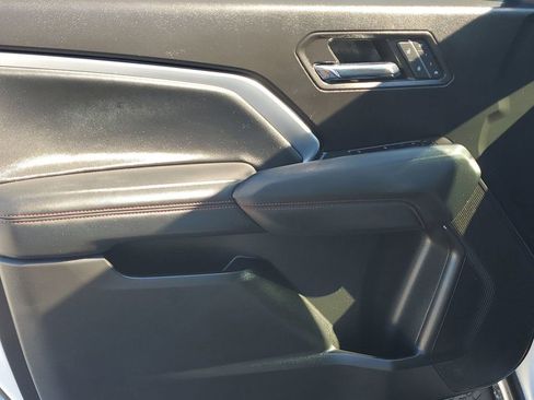 Used 2023 Chevrolet Colorado Z71 w/ Z71 Convenience Package 2 image 42