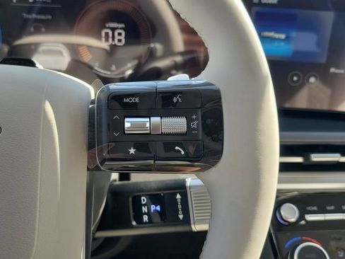 New 2027 Hyundai Santa Fe SEL FWD image 8
