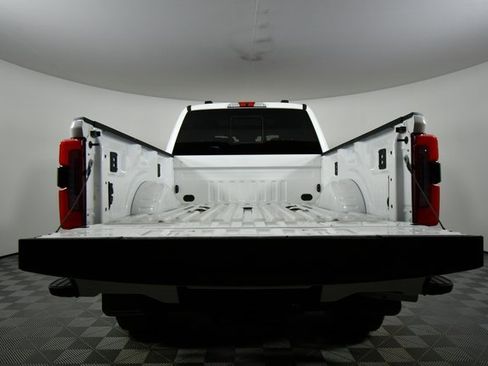 Used 2024 Ford F350 Platinum w/ Tremor Off-Road Package image 26