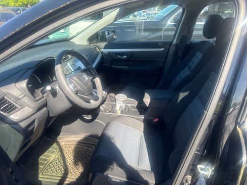 Used 2017 Honda CR-V LX image 2