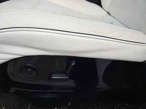 Used 2016 Tesla Model X 90D image 6