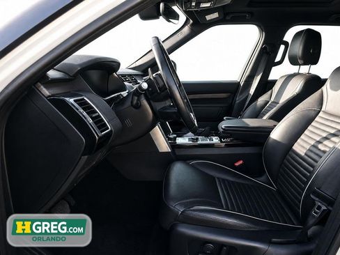 Used 2019 Land Rover Discovery HSE AWD/4WD image 11
