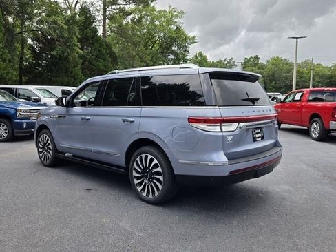 Used 2024 Lincoln Navigator Black Label AWD/4WD image 12