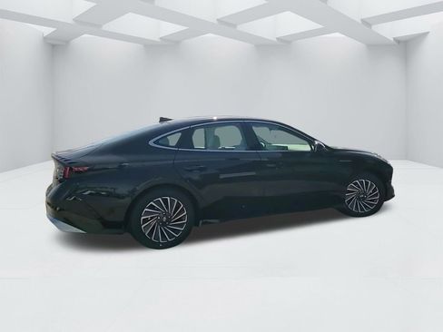 New 2025 Hyundai Sonata SEL image 4