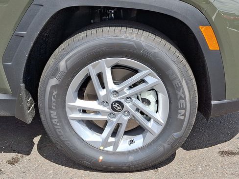 Used 2025 Hyundai Tucson SE AWD/4WD image 8