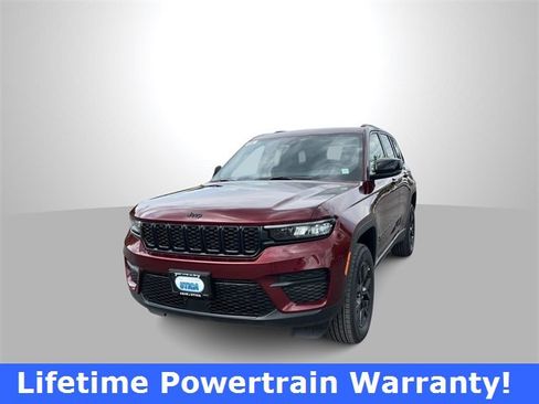 New 2025 Jeep Grand Cherokee Altitude image 1