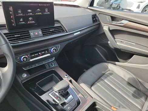 Certified 2023 Audi Q5 2.0T Premium w/ Convenience Package AWD/4WD image 26